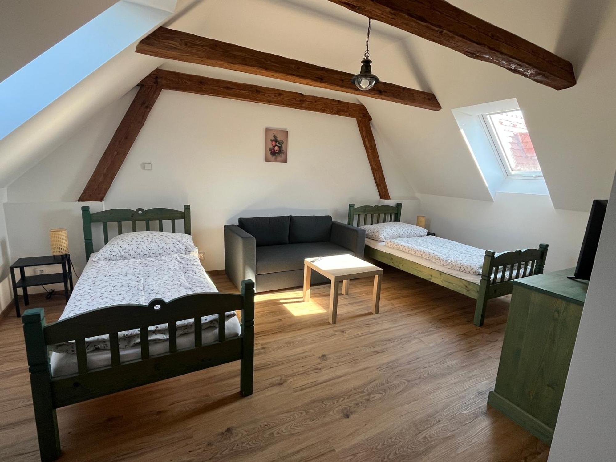 Apartmány Statek Bezdědice Hostomice Exterior foto